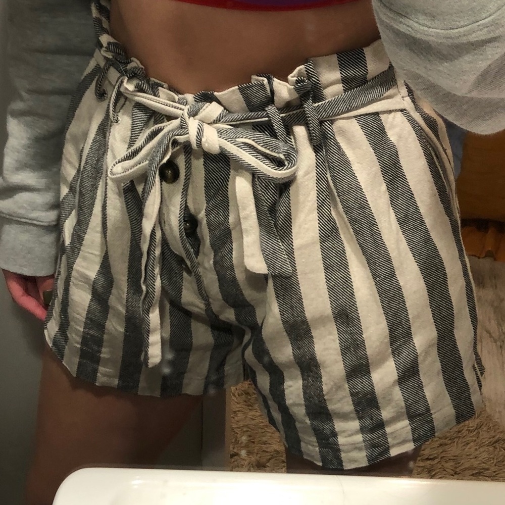 grey and white striped paperbag shorts